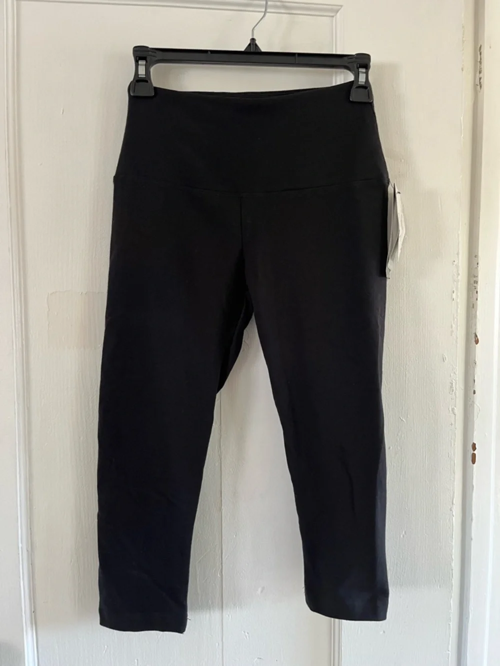 Lysse Tummy Control Capri Leggings Black Size S NWT Style 1215 - Picture 3 of 11